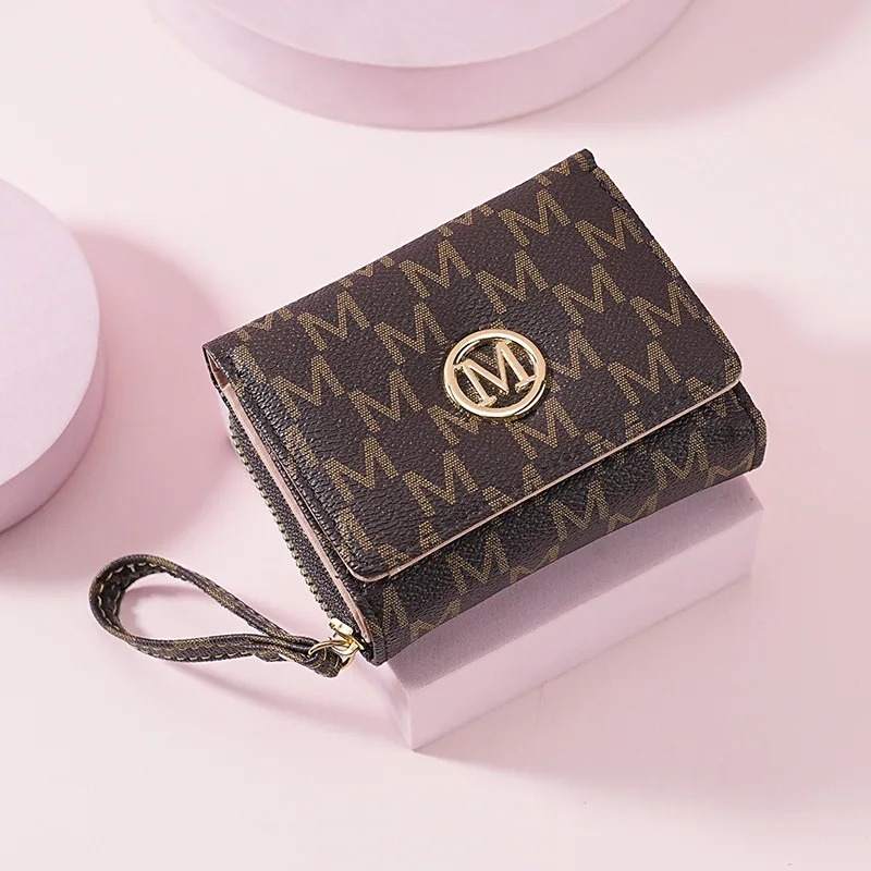 三つ折りジッパーウォレット、レターパターン入り、スタイリッシ - Wallets のレビューと価格