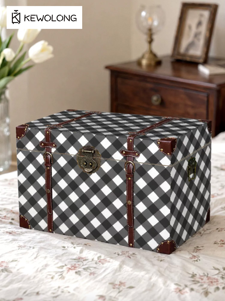 ヴィンテージ風チェック柄木製収納ボックス、レトロな格子柄スー - Retro Vintage Trunk Suitcase のレビューと価格