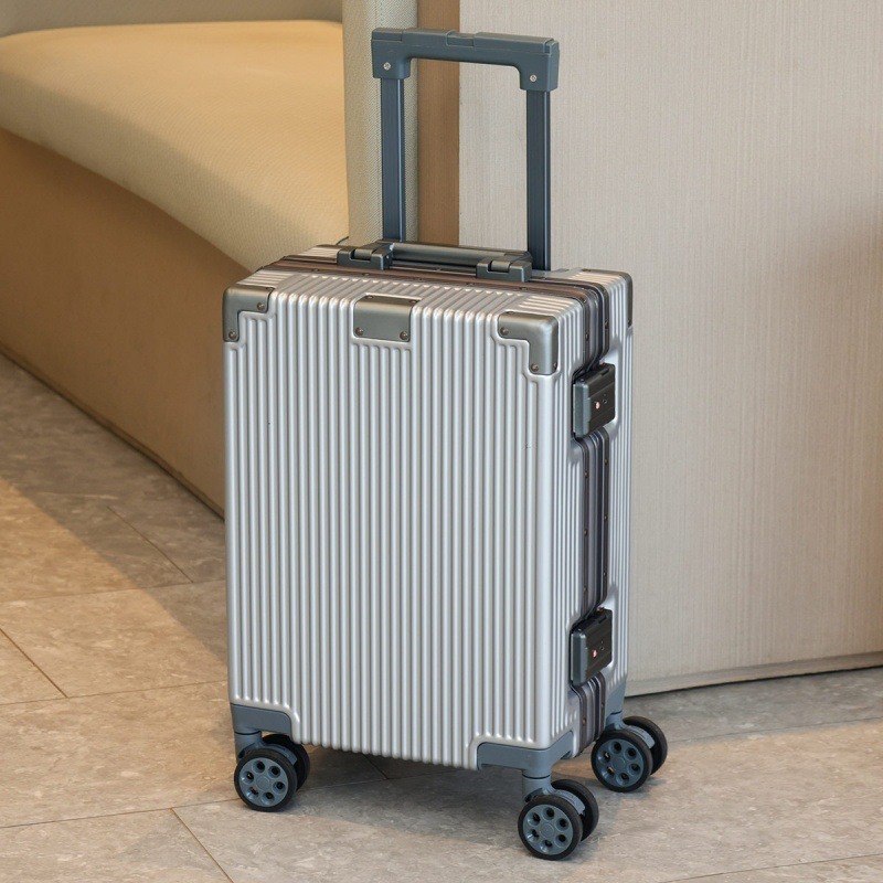 16インチ 機内持ち込みスーツケース ミニ軽量ローリングラゲ - Aluminum Frame Carry On Luggage のレビューと価格